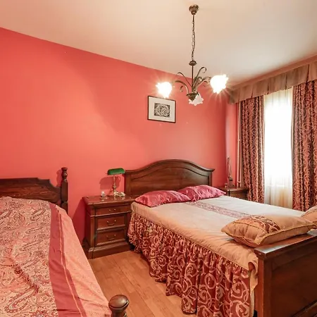 Riverside Gallery Apartment *